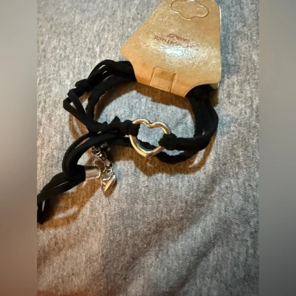 Black Heart Tassle Charm Bracelet